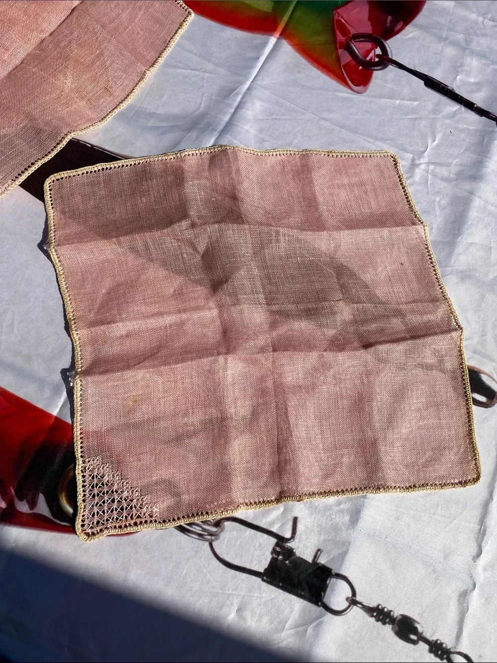 Vintage Dusty-Rose Hue Linen Napkins/Placemat Hand-Crocheted Trim - Set of 4